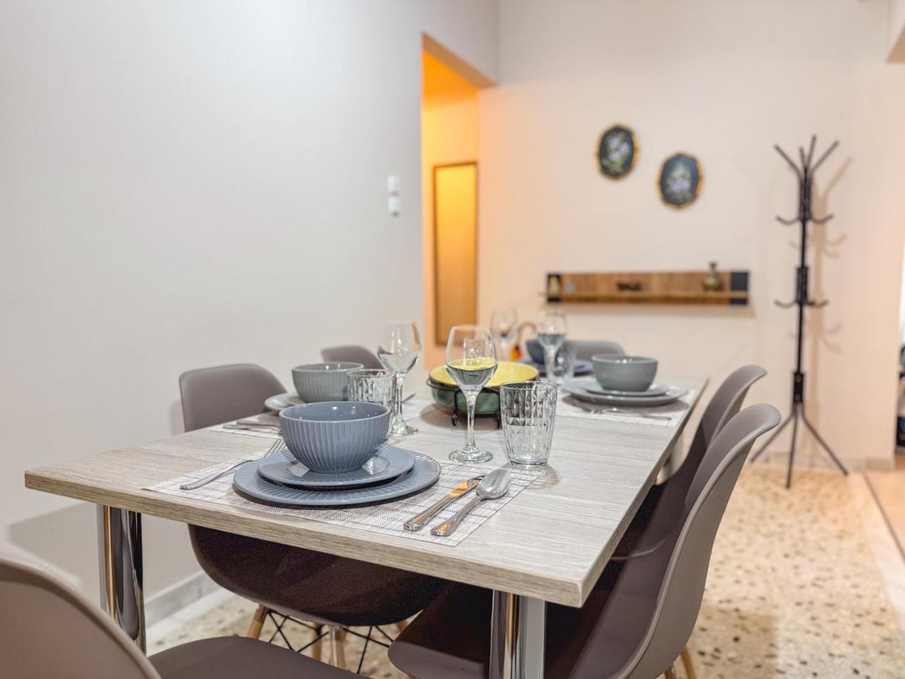Spacious & Sunny 3bdr